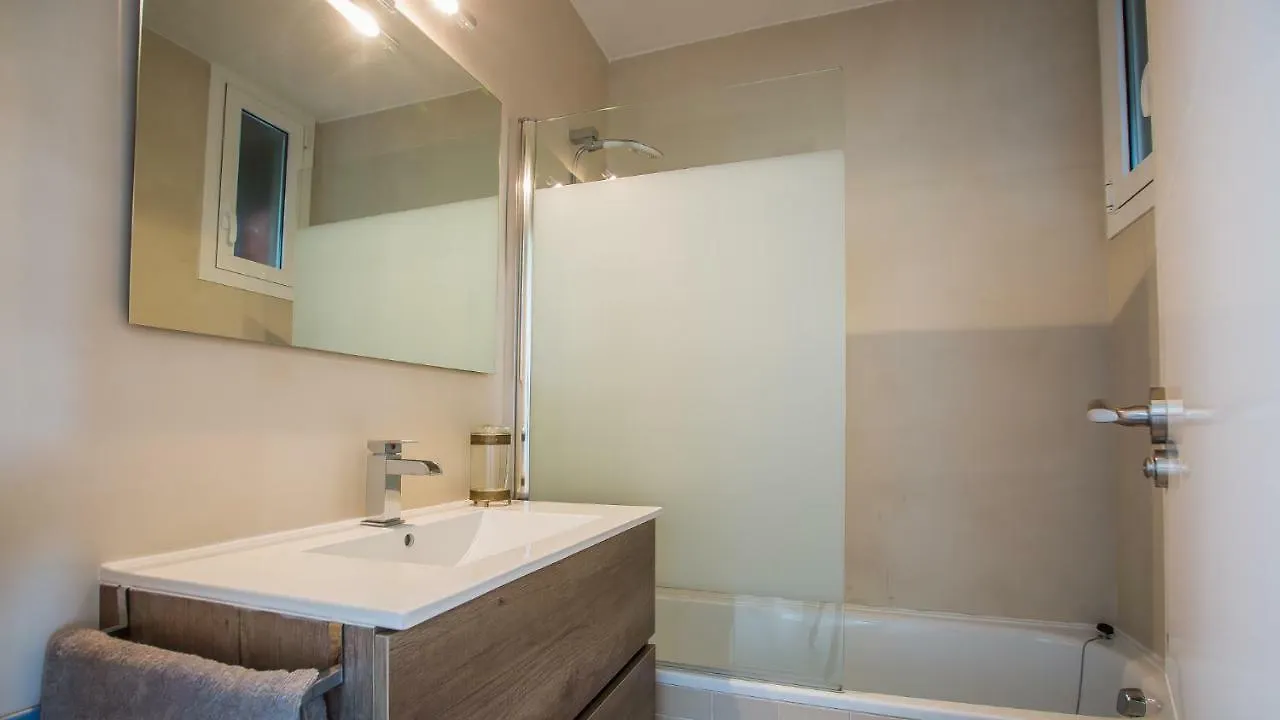 Luxury Gava Beachfront Apartment Barcelona Hiszpania