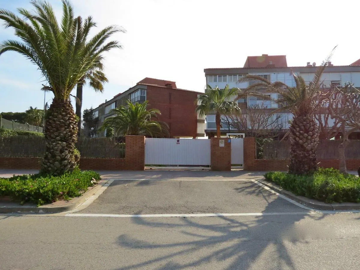Luxury Gava Beachfront Apartment Barcelona 0*,  Španělsko